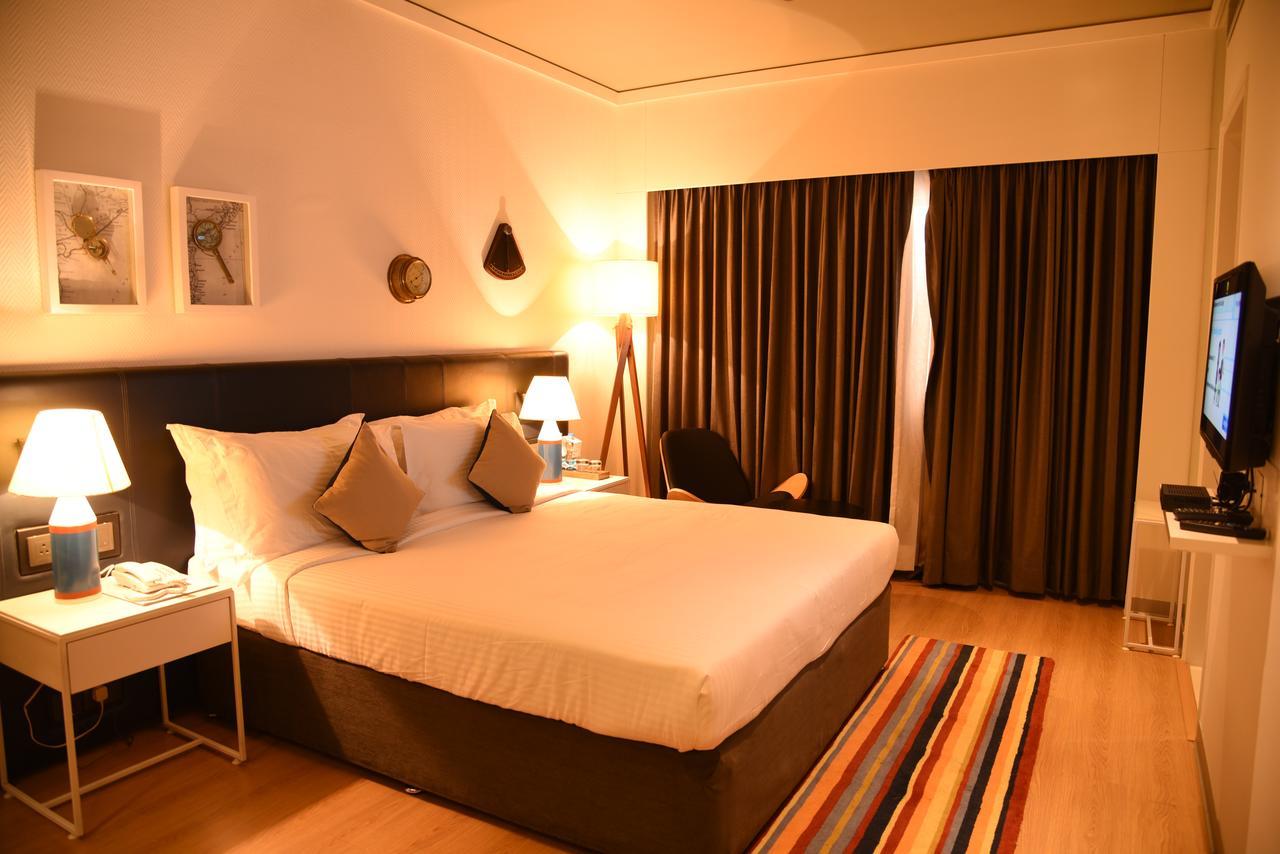 The Port Hotel Visakhapatnam Exterior foto
